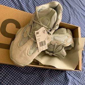 Yeezy 500 salt